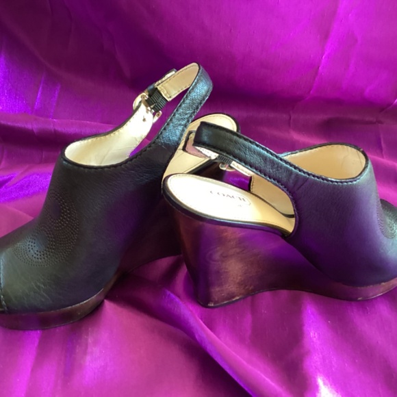 Coach Jade Wood Strap Wedge - Picture 2 of 9